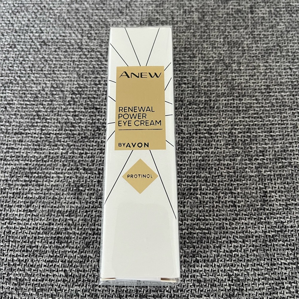 New ANEW by AVON Renewable Power Eye Cream with Protinol 15ml.